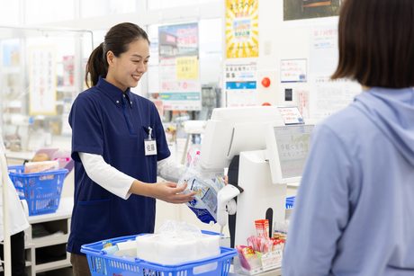 ドラッグストアコスモス 和多田駅店／ホームメイト