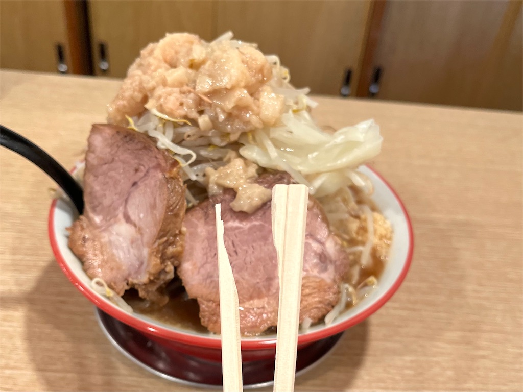 上ヲ向ケ』③「豚と小麦 醤油 ヤサイマシ ニンニク少なめ」 岩手県盛岡市菜園に移転オープン - 主にラーメン日記 by harusakikai@はてな