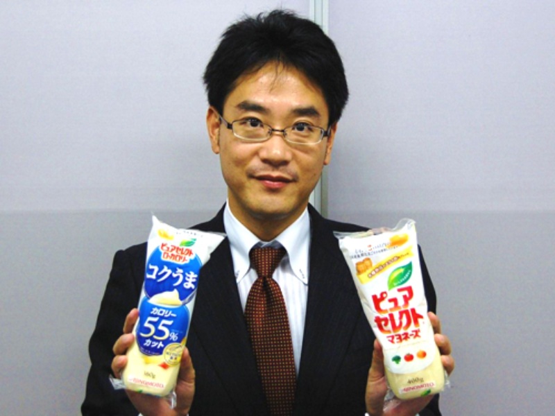 株 明治 物流本部 物流企画部 物流２グループ グループ長 今泉 貴博氏、専任課長 染矢 健氏LOGI-EVO ON-LINE ロジエボオンライン