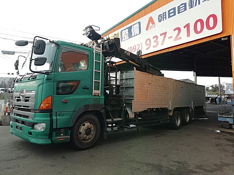 キャリアカーとは？特徴や種類、ドライバーの知識もご紹介トラックシマ商会