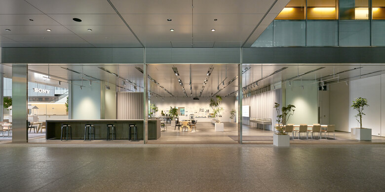 ソニー社員の研修機能と人事採用のための空間「PORT」 「素の状態」からアプローチするリノベーションAXIS Webデザインの視点で、人間の可能性や創造性を伝えるメディア