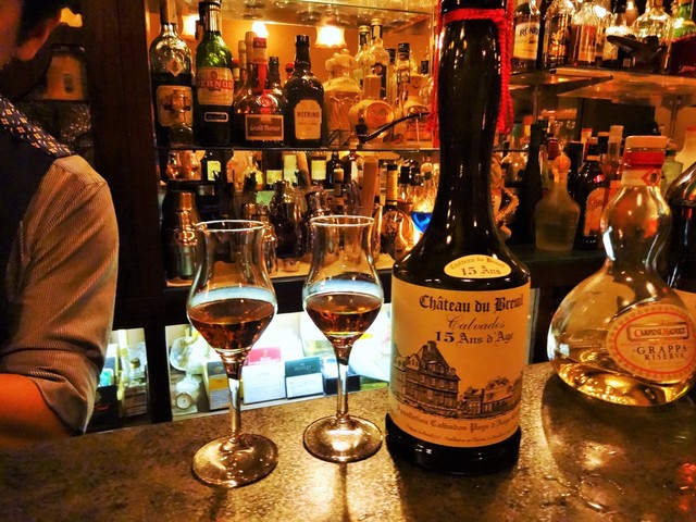 シガーバーバー＆レストラン・ドットコム - 名古屋のグルメ・ナイトスポット情報