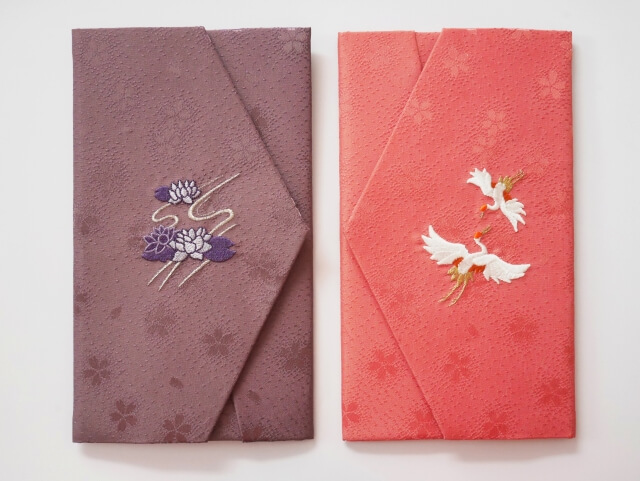 100均で売っている袱紗・ふくさ商品一覧。結婚式とお葬式用 ダイソー・セリア・キャンドゥで100円