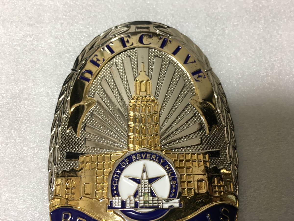 Amazon警視庁捜査一課 ピンバッジ 警察グッズ ドラマ 映画 捜査1課バッジおもちゃ