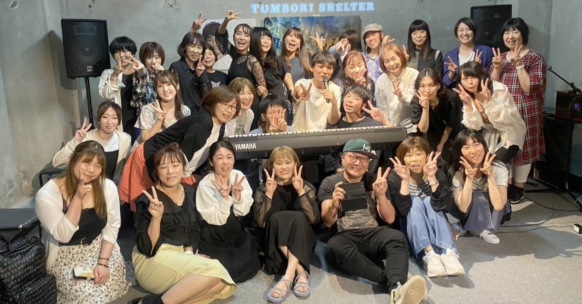 膝を突き合わせて話す！」って言いたい時にはこの表現使います！EigoBlog