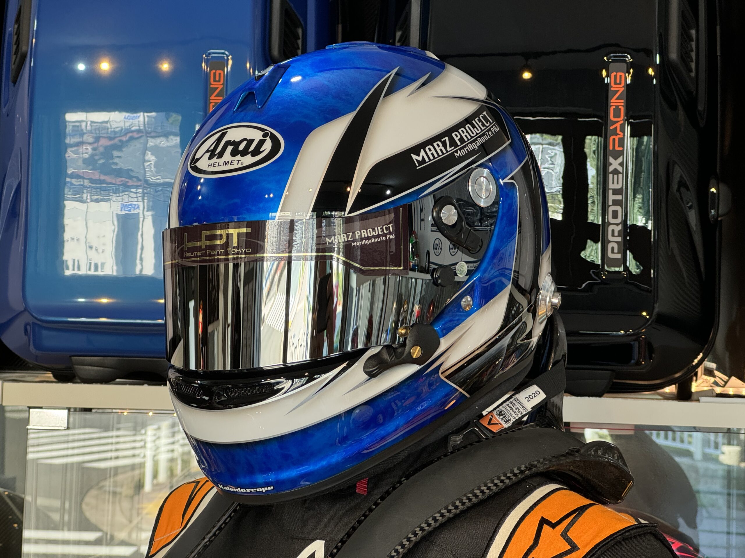 カスタムペイントヘルメットのすすめしゃぼん玉 -Shabondama