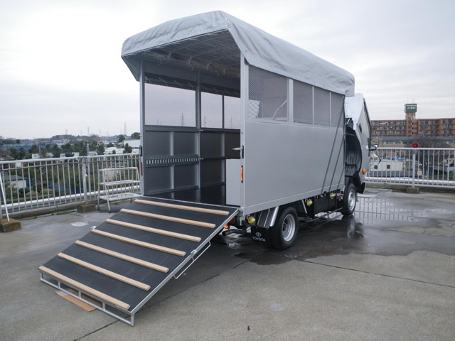 コンテナ運搬車株式会社いそのボデ