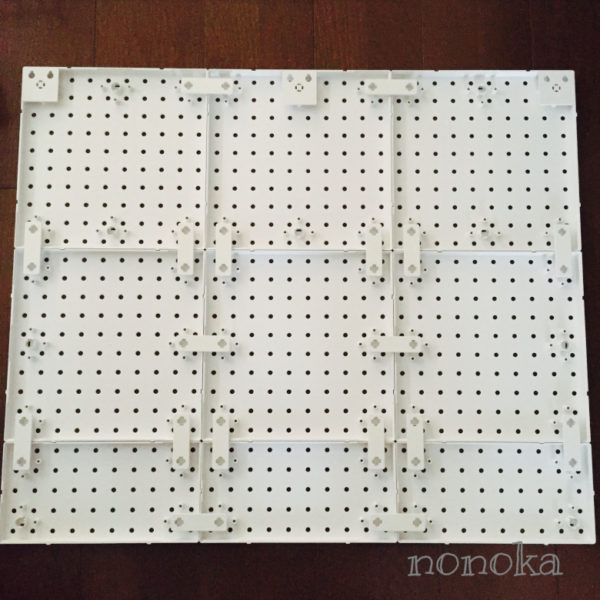 ダイソー 有孔ボードのサイズやフックの種類と活用方法を紹介