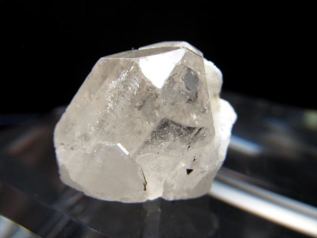 トパーズ購入ガイド：2025年の賢い買い物に欠かせない要素