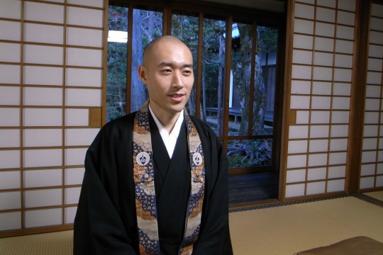 坊主丸儲け｣は遠い過去の話｡経済基盤の弱い寺から順番に淘汰が進む深刻な未来｡実は仏教に清貧の思想はない? 手放すのはお金でなく執着。読書東洋経済オンライン