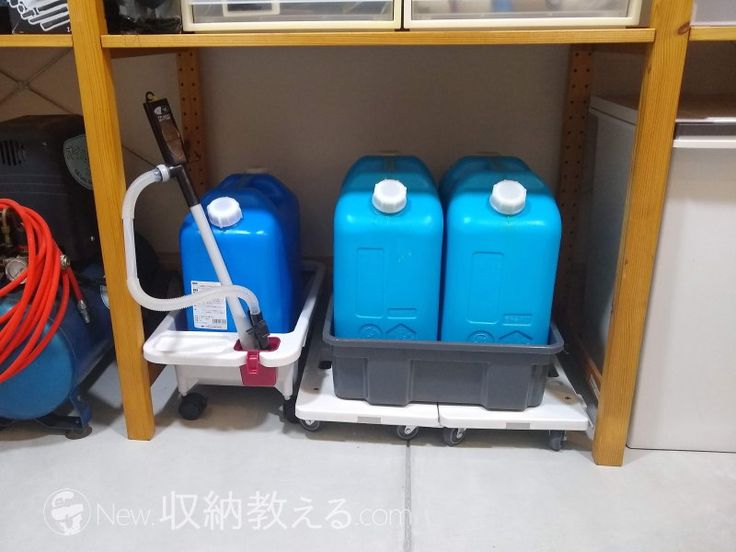 頑張って送料無料！キャスター付スペースボックス620型 直付給油ポンプをつけたままで蓋が閉まる！灯油タンクが2個入ります