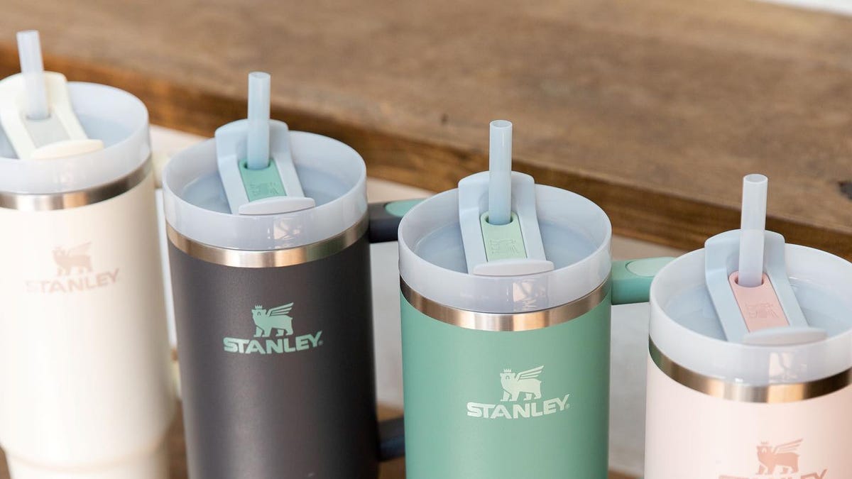 スタンレー の水筒が人気の理由とは？ デザインも機能も優秀なおすすめ8選Domani