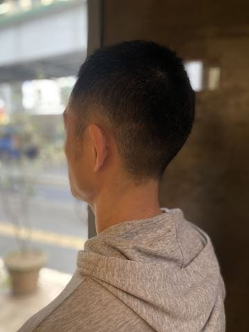 ツーブロック メンズベリーショートビジネス：メンズ・ビジネスビューティーBOXヘアカタログ