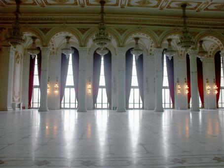 南東欧旅行記_Day 2 ルーマニアのブカレストに到着&観光Akiko