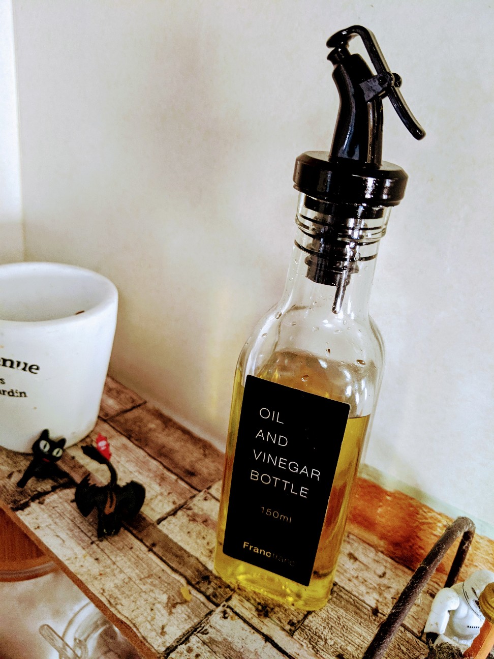 捨てるなんてもったいない！100均グッズで空き瓶をおしゃれにリメイクしよう - トクバイニュース