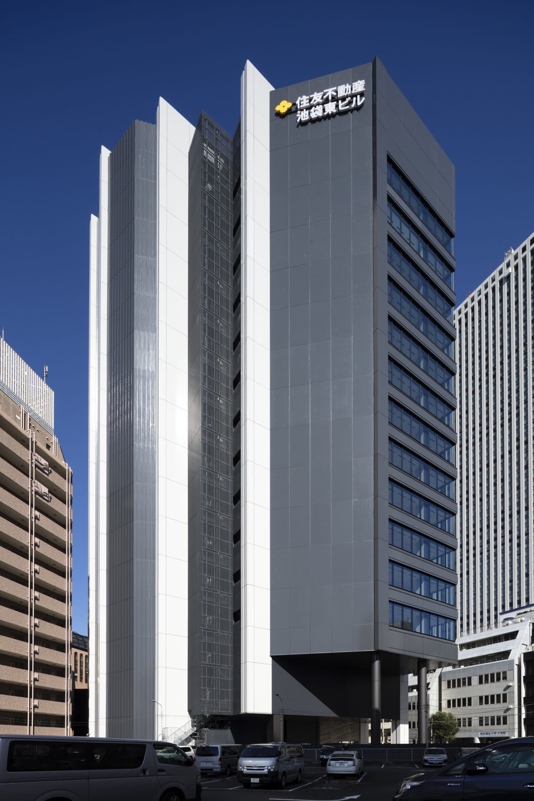 三井不動産「汐留シティセンター」竣工 2003年1月23日