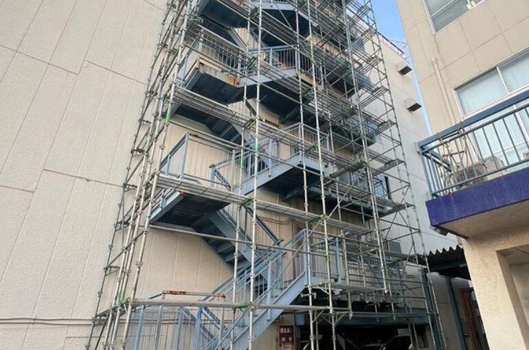 わく組足場用階段