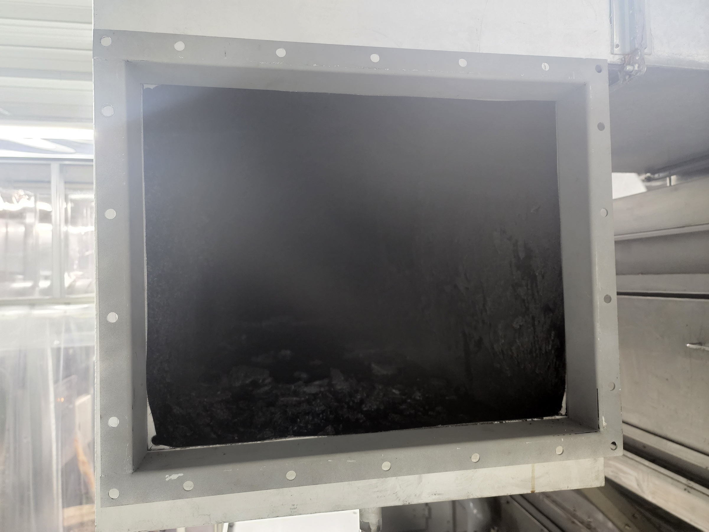 天井点検口の種類や新しく取付ける費用はどれくらい