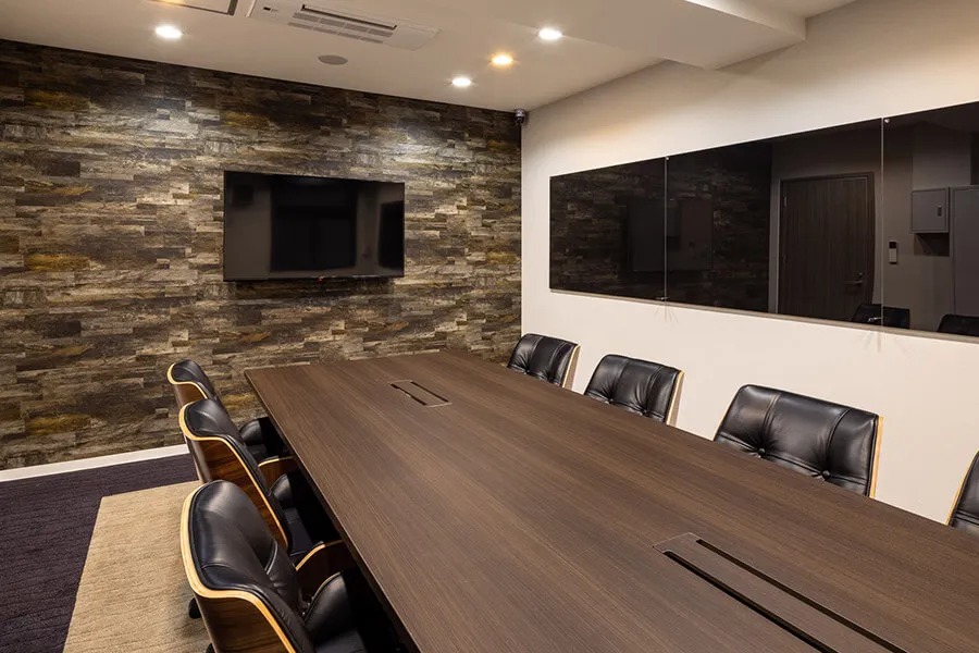 おしゃれな会議室のレイアウト５選と作る際のポイントを解説 - パーテーション工事・間仕切工事のオフィスボール株式会社