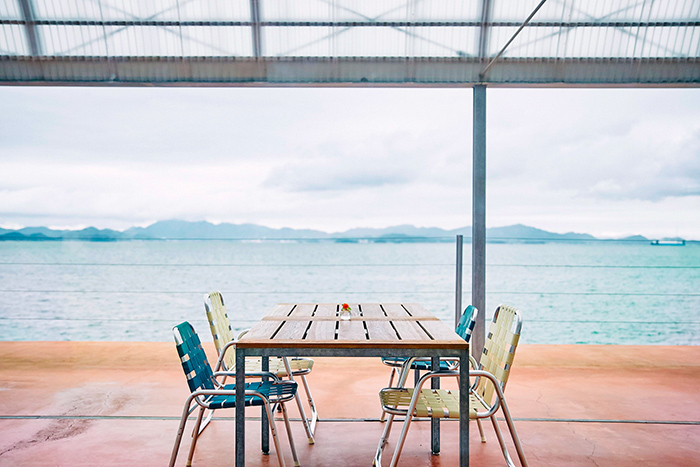 ノルウェーにの水中レストラン「Under」 海洋生物の研究センターとしても機能AXIS Webデザインの視点で、人間の可能性や創造性を伝えるメディア