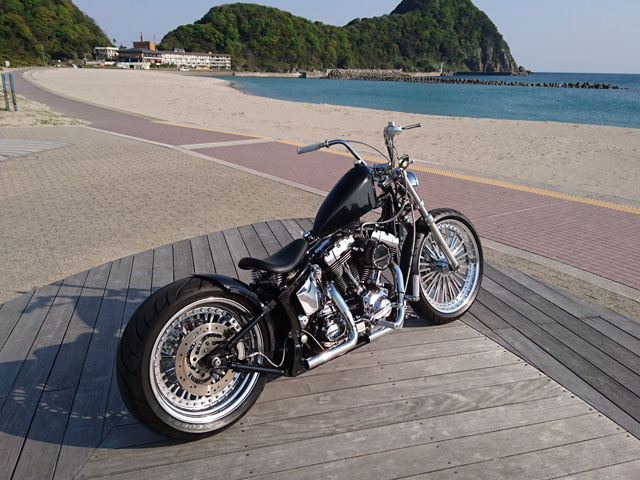 2010年式 FLSTF ハーレーダビッドソン新宿 フルカスタムバージンハーレ