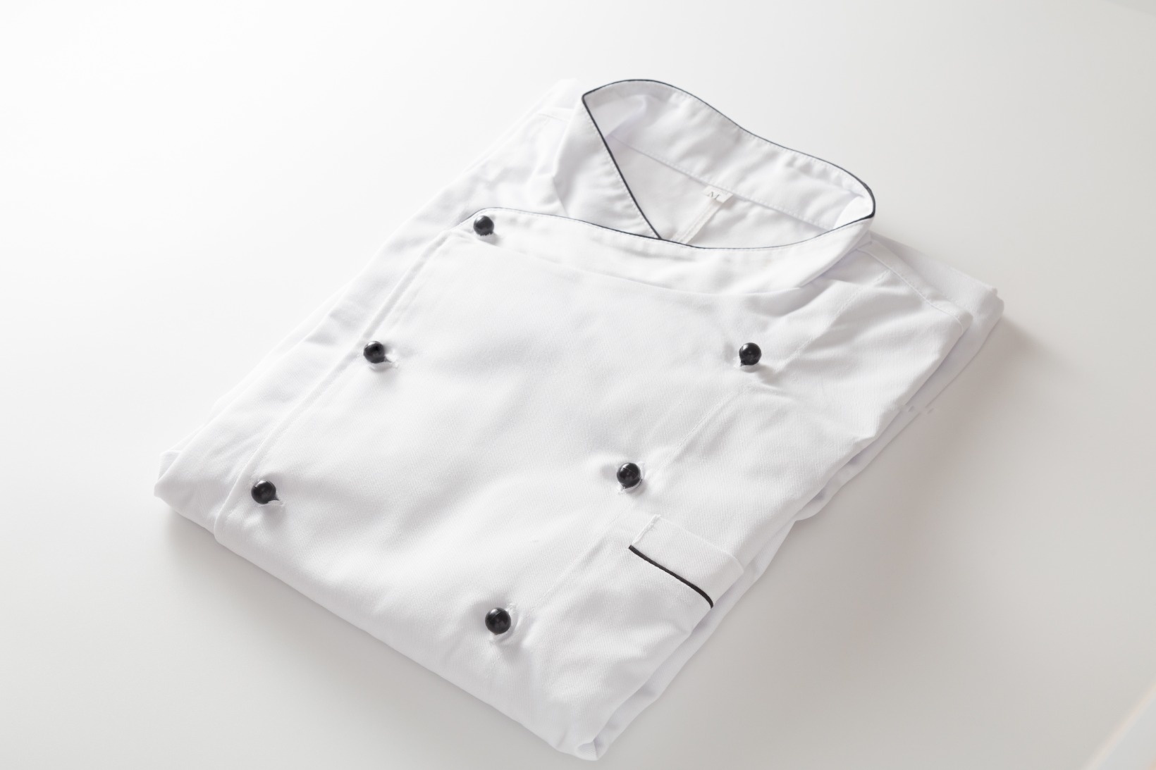 頑固な汚れでも大丈夫！ 「エプロン」のシミ抜き方法