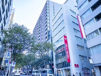 メンズTBC新宿東口店の評判は？悪い＆良い口コミで見るリアルな評価 | メンズ脱毛クリニックユーザーの口コミ探訪記