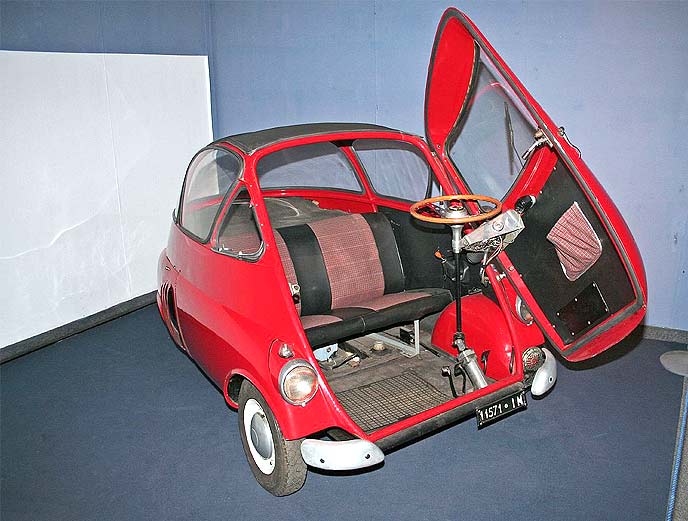 スーパーカーと言えばこれでしょ！？ 「ガルウィング」的なドアを持つ車3選フォトギャラリー MOTA