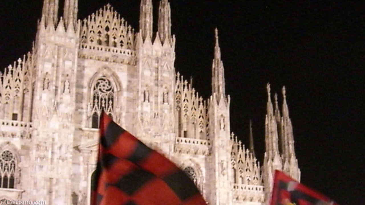 怪物センターバック」と呼ばれたラドゥ·ドラグシン 21、ルーマニア がトッテナムにやってきた。バイエルン·ミュンヘンのラブコールまで振り切ったルーマニア産鉄壁だ。 トッテナムは12日 韓国時- MK