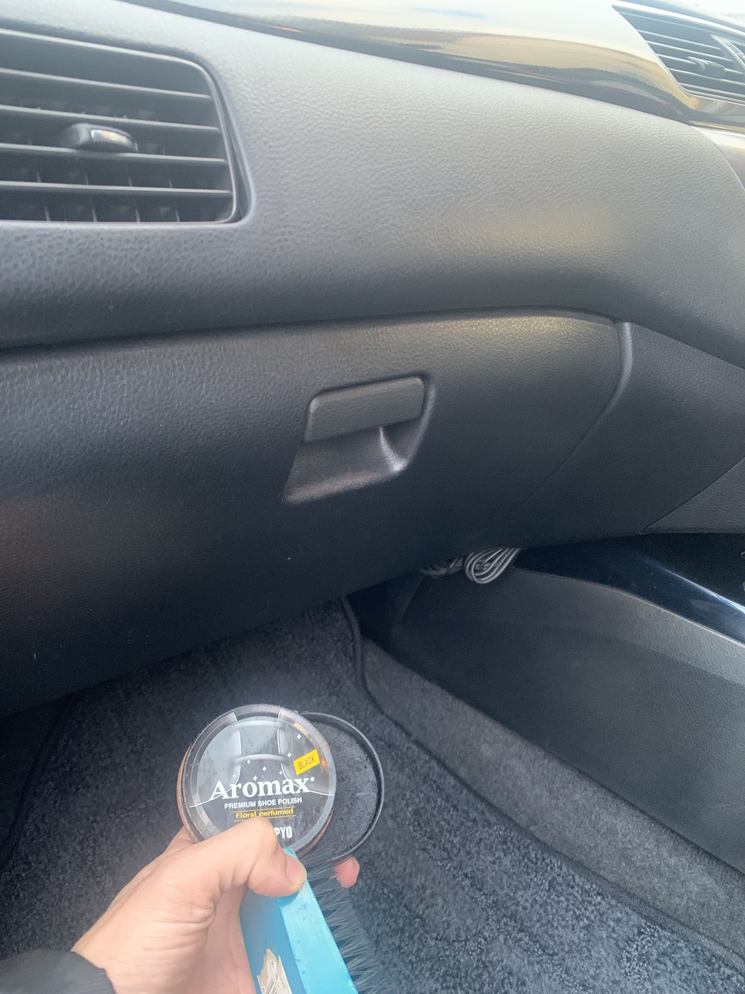 車の内装についた傷をDIYで修理する方法とは？ジャバPRO SHOP