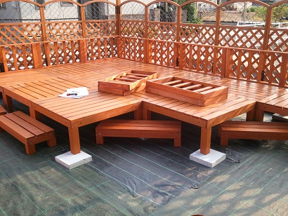 ウッドデッキをDIY！ ウッドデッキの構造を組む