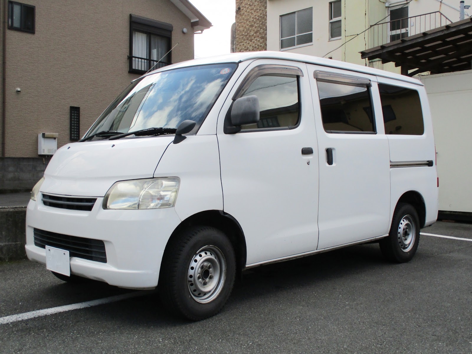 公式 ハイゼットカーゴ トップページダイハツ