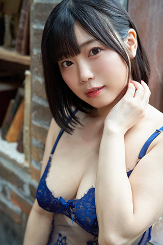 JAPANESE AV IDOL :: Miharu