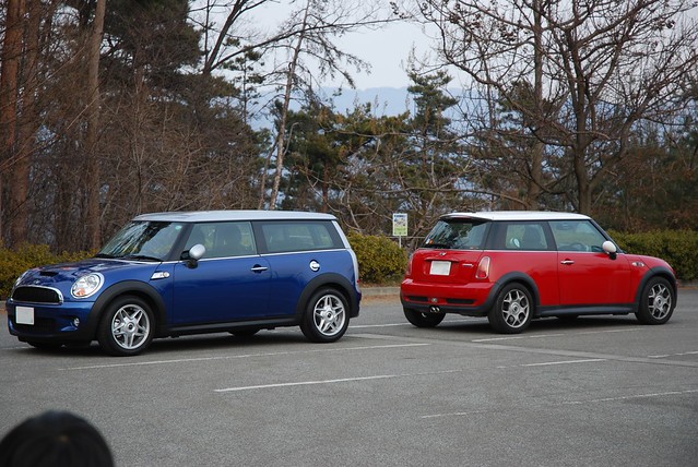 海外発！Breaking News 「左右5cmの隙間でOK」超絶・車庫入れテクを持つ中国人女性。Techinsight テックインサイト 海外セレブ、国内エンタメのオンリーワンをお届けするニュースサイト