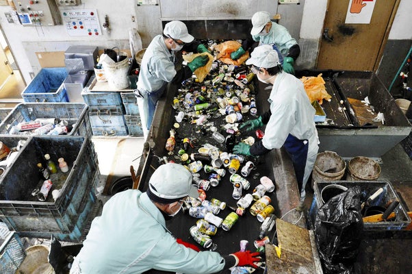 コンビニの灰皿はなぜなくなった？撤去の理由と喫煙者の対策まとめえりの知恵ノートーくらしを便利に