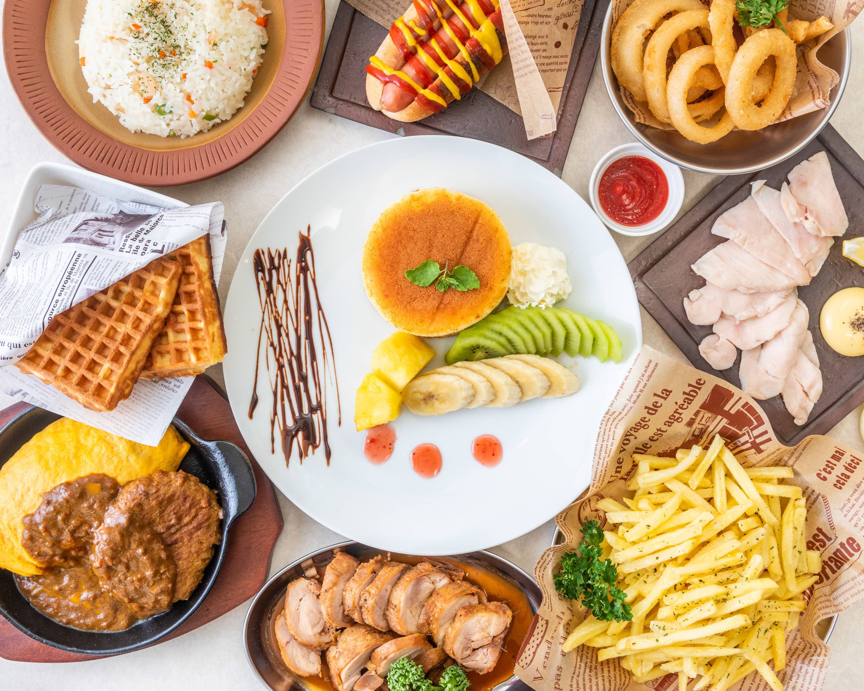 大阪・靭公園「CAFE SIK カフェ シック 」が香港の大人気屋台スイーツ“鶏蛋仔 ガイダンジャイ ”のテイクアウト販売をスタート