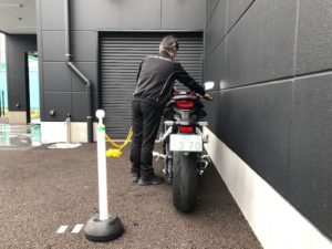 ワッペン 大きい ビッグサイズ バイク 乗り物 赤系 最大横幅９.１×高さ５.６cm前後 刺繍ワッペン アイロンワッペンざっか pagopago