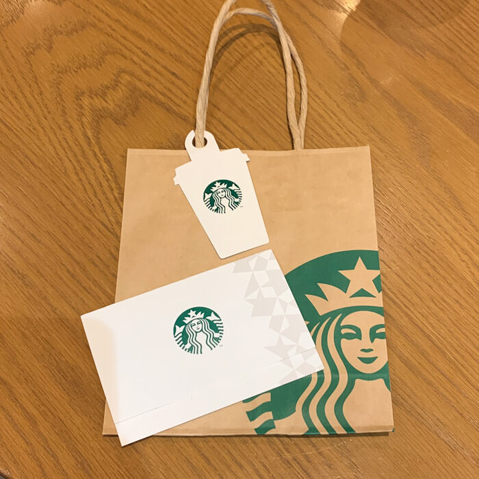 スタバのギフトカードは500円から買える！店舗やコンビニ・オンラインでの購入方法や使い方、買えるメニューを紹介イチオシichioshi