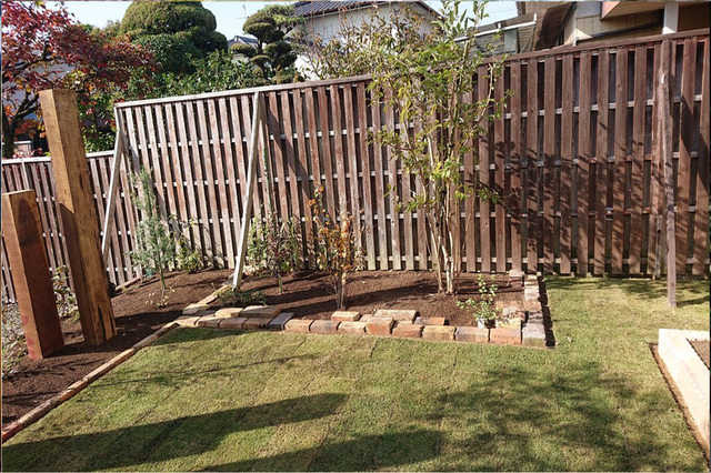 外構フェンスは安くておしゃれに！素材の選び方についてウッドデッキの全国販売アートウッド