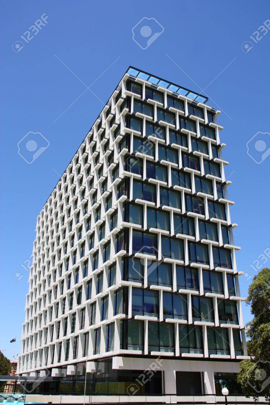 オフィスビルエントランスNEUTRAL inc.株式会社ニュートラル