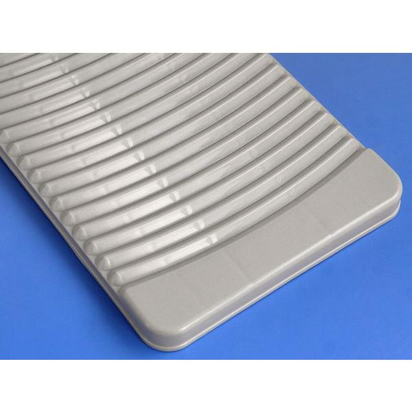 ダイソー：驚愕の汚れ落ち☆ ダイソー 『ハンディやわらか洗濯板 ＥＧＧ』の口コミやレビュー買い物レポ暮らしニスタ