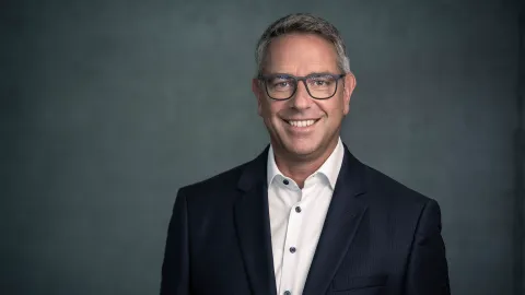 アクセンチュア株式会社