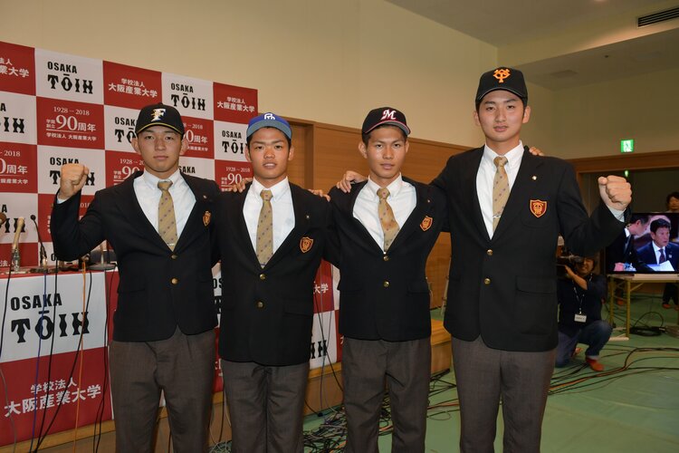 中日 背番号大シャッフル 根尾は７→３０に変更「心機一転」巻き返しへ 野球 デイリースポーツ online