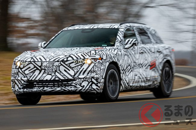新型シビックタイプR プロトタイプが登場！ Rの文字をあしらったカモフラージュ柄が独特の存在感を放つ 東京オートサロン2022画像ギャラリーNo.8話題を先取り 新型車解説2025 MOTA