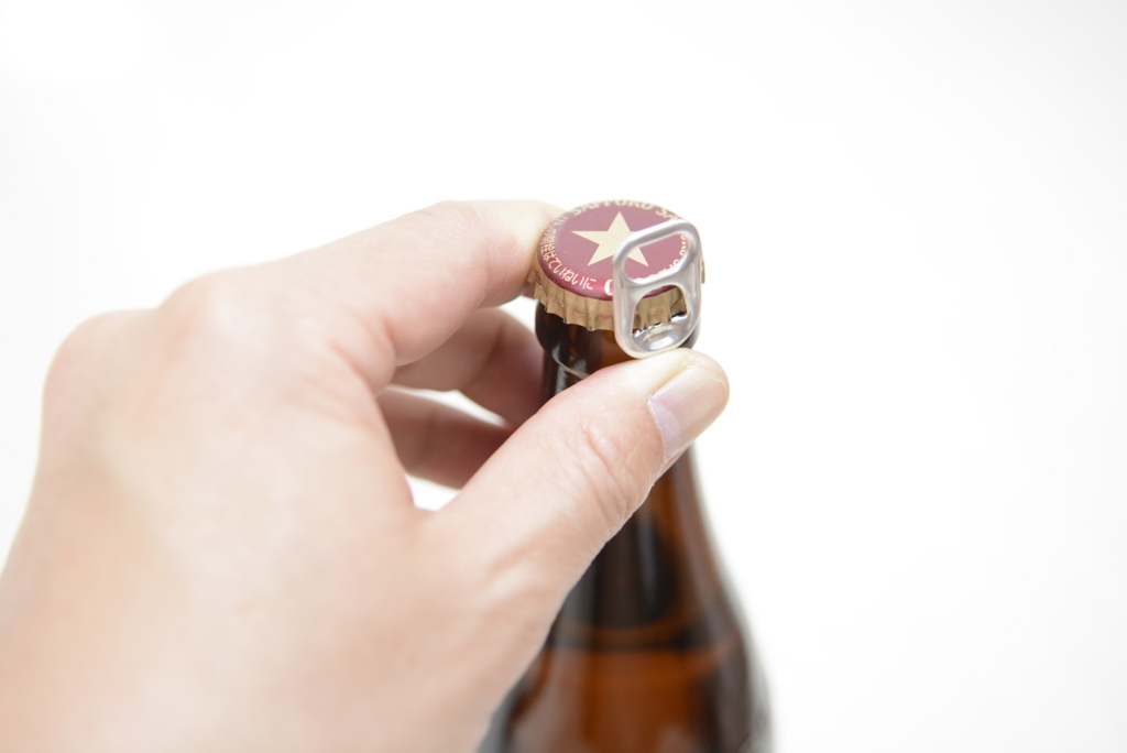 栓抜きを忘れても大丈夫！これだけ覚えておけば栓を開けられる３つのコト！DLS STORE