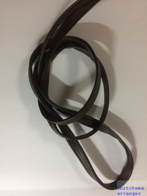 100均フェイクレザー2枚でバッグねこミシン ～洋裁のことなどいろいろ～