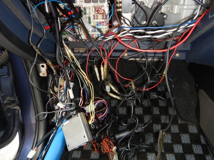 ぐちゃぐちゃな配線をスッキリさせる便利グッズ教えちゃいます！ - 土岐市、多治見市、瑞浪市のパソコン修理専門サービス