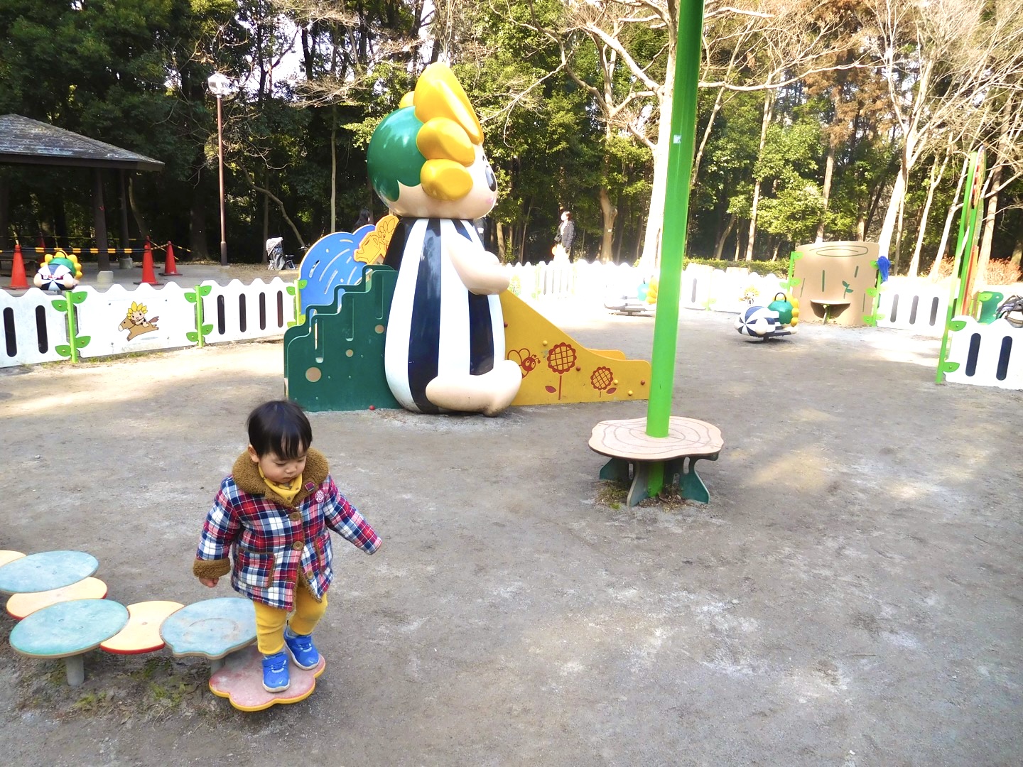 リーフの芹沢公園・防空壕・雷電・いわたんガレージ・宮ヶ瀬湖に関するカスタム事例｜車のカスタム情報はCARTUNE