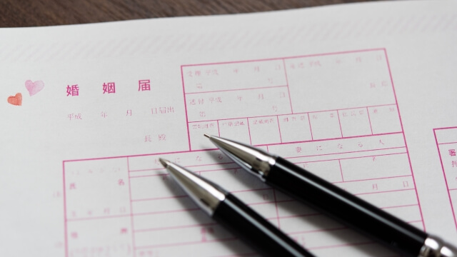 結婚が決まったらやることリスト！婚約～入籍、結婚式準備やお金のこと