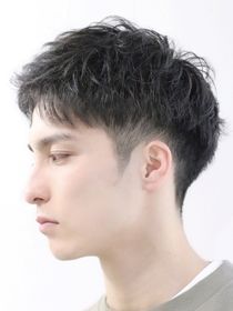 シンプルでカッコいい！パーマ無しで作るトレンドメンズ髪型ブログメンズヘア・髪型ランキングのMENS HAIRSTYLE
